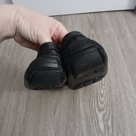 Shoes - Picture 5 of 7